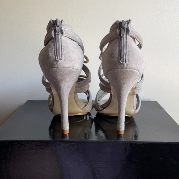 NWT TYPE Z real suede, size 7 - Picture 3 of 5